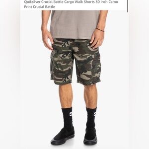 NWT Quicksilver Crucial Battle Shorts